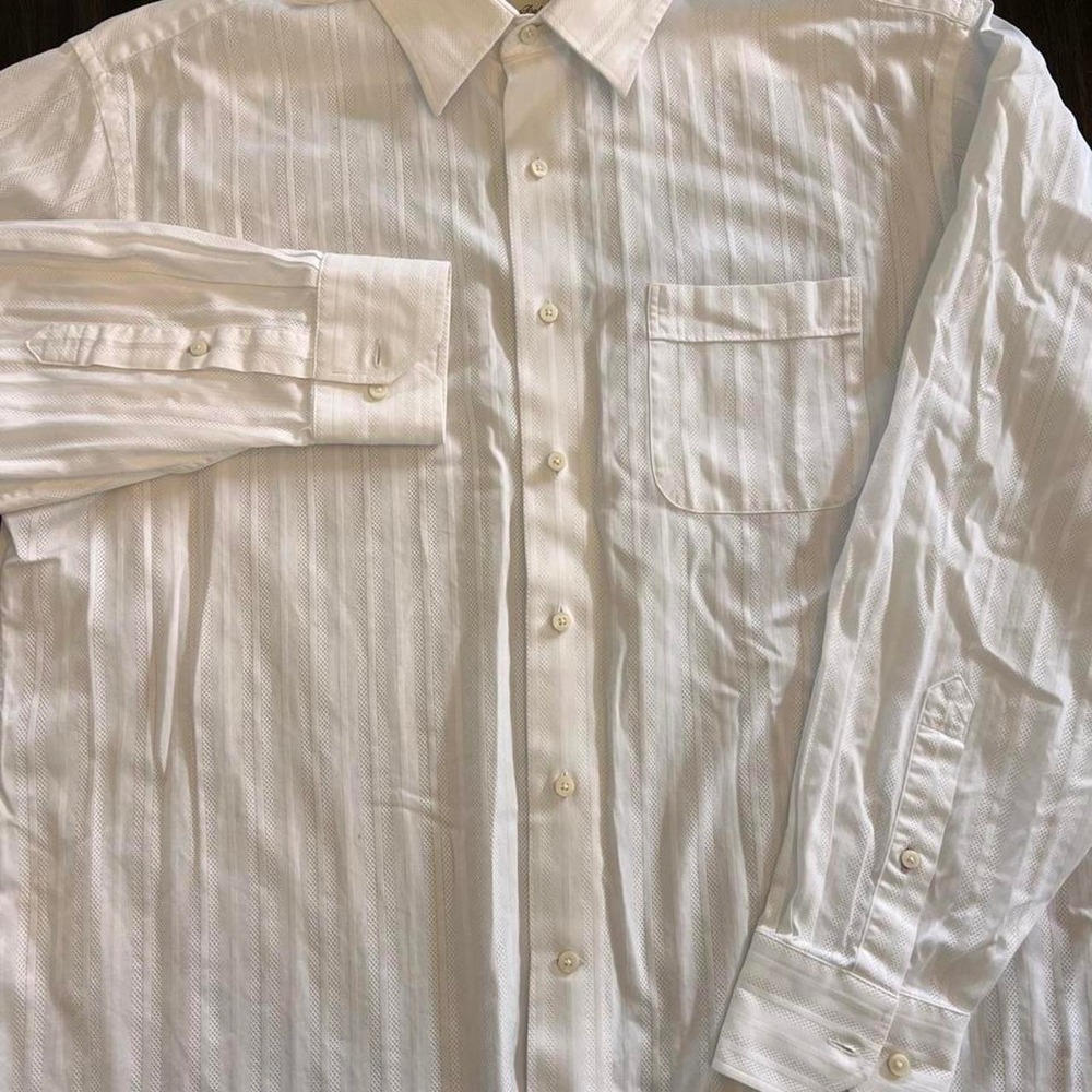 Tommy Bahama White Button Up sz 16.5